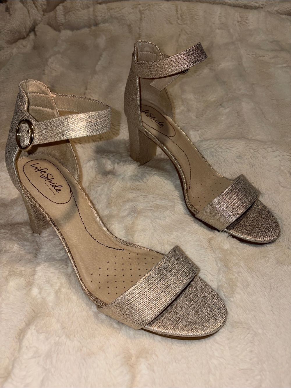 NEW Life Stride Shimmery Champagne Ankle-Strap Block Heels Sz 11